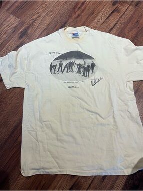 Vintage McGill University Hockey Since 1881 Hanes 90’s Beige Graphic Shirt